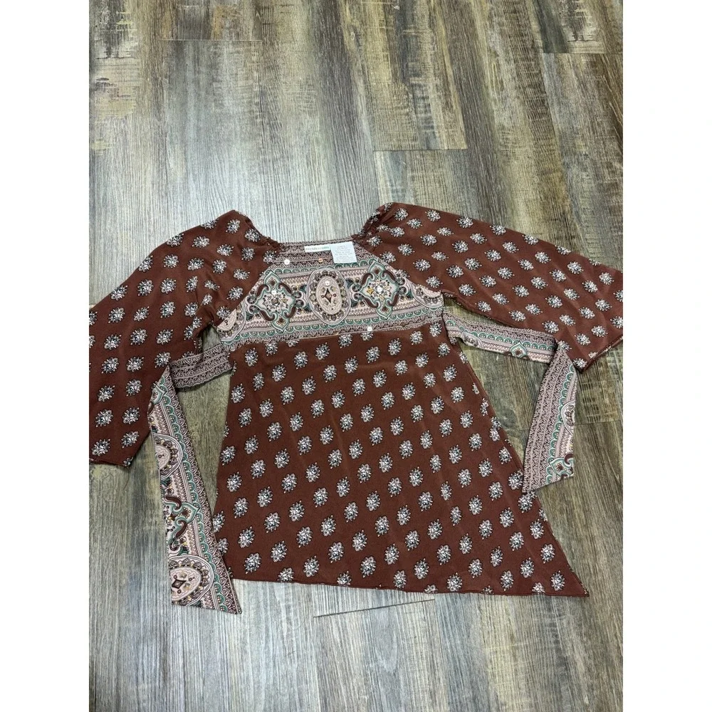 Mary-Kate and Ashley Girls XS 4/5‎ Cinnamon Paisley Sequin Bell Sleeve Tunic Top